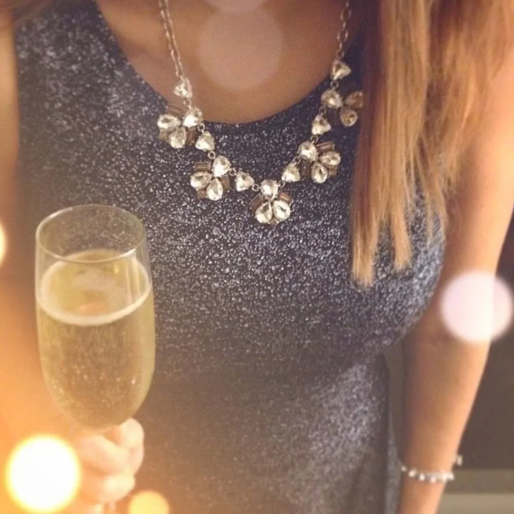 Stella & Dot Sparklng Bejeweled Retired Lila Crystal+Silver+SmokyQaurtzN… - Picture 8 of 16